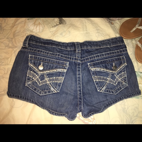 Decree Denim Shorts - Picture 2 of 6